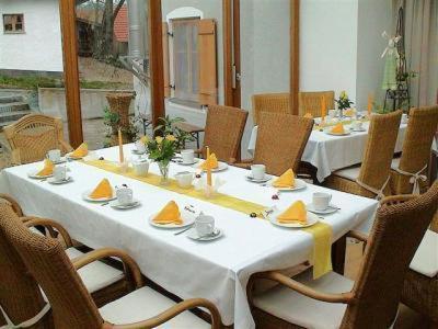 Zum Horizont Hotel Deggendorf Exterior foto